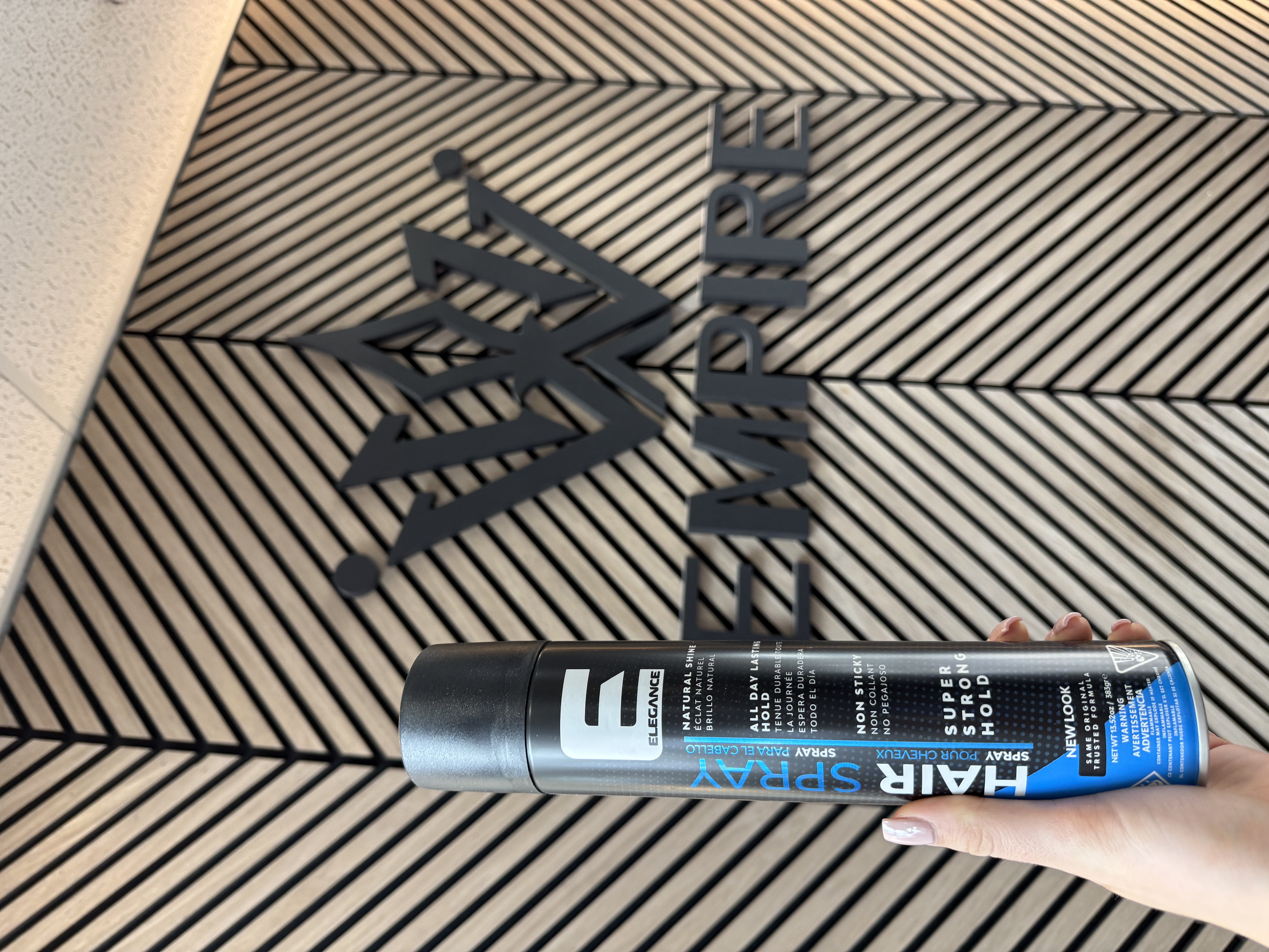 ELEGANCE HAIRSPRAY